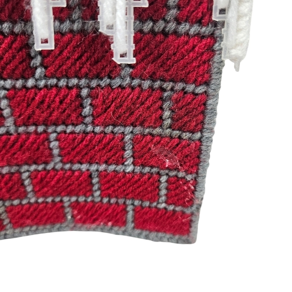 Vintage Handmade Red 3D Christmas Santa in Chimney Needlepoint Tissue Box Cover - Picture 3 of 9